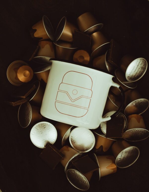 Caneca "Bota café nesse trem" - Image 4